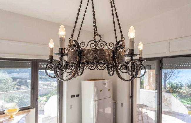 Emma's Villa facing the sea with swimming pool - Foto 25