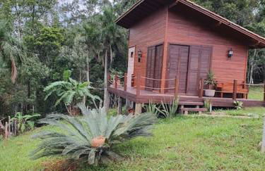 Chalé aconchegante com hidro no pé da serra - Foto 12