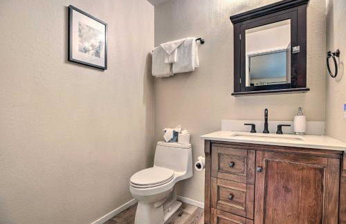 Elegant Mountain-View Condo Less Than 1 Mi to Lifts! - Foto 14