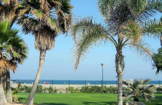 VenAVera C10A - Ground floor Garden 3Bedrooms/2Baths Beachfront, WIFI - Foto 40