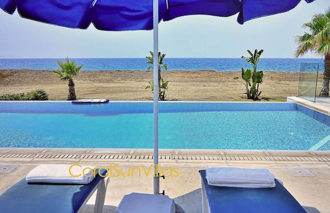 Blue - Beach Front Spectacular Villa Sleeps 10 - Foto 24