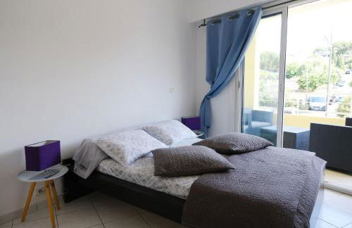 Superbe T2 4 étoiles climatisé Favière refait à neuf - Foto 2