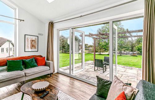 Bright & Spacious 2 Bed Holiday Chalet in Sidmouth - Foto 1