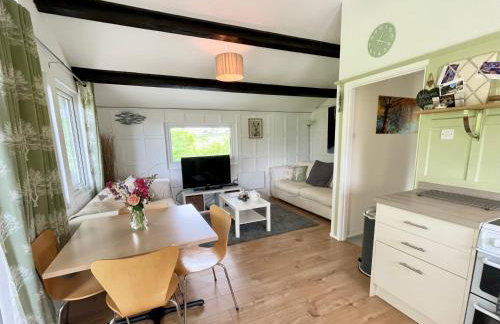 Beech Hut - a streamside family escape near Salcombe and Beaches - Foto 30