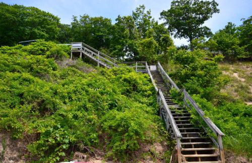 The Bott Cott: Cozy 3-Bedroom Retreat in Grand Haven - Foto 1