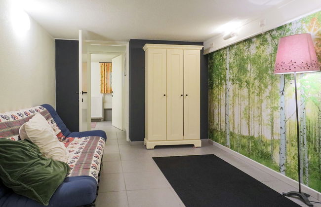 Rendeux Villa With Garden - Photo 3