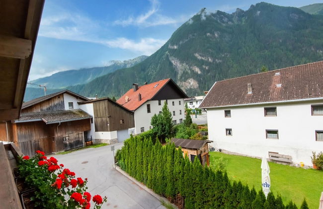 Beautiful Holiday Apartment in Umhausen With two Balconies - Foto 39