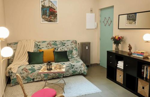 Paris Montmartre, Mairie du 18e - Foto 2