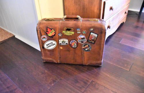 New listing! ON 62-acre Broad Ripple park/ less than a mile from Broad Ripple village. - Foto 42