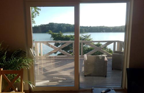 Dom nad jeziorem - Photo 1