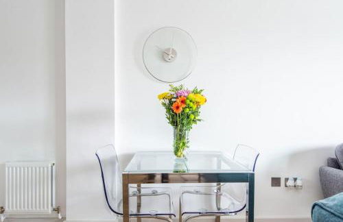 Beautiful 1 Bedroom Apartment with parking in Gloucester Docks - Foto 19