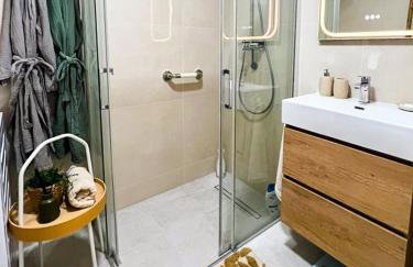 La Caleta Ocean Front Apartment with Sea View & Terrace - Foto 38