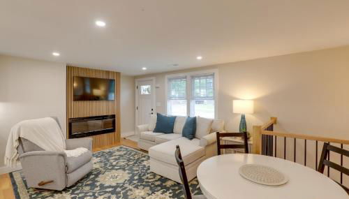 3 Mi to Minute Man NHP Summer St Retreat and Deck - Foto 4