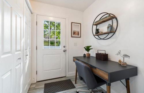 Your Home Away From Home 3Br 2Bth House with EV PLUG IN on site & Only 8 min to downtown - Foto 23