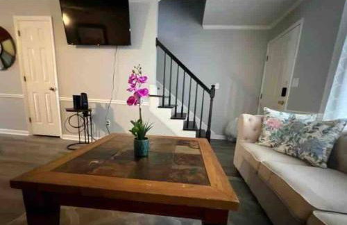 Recently Renovated Condo! - Foto 13