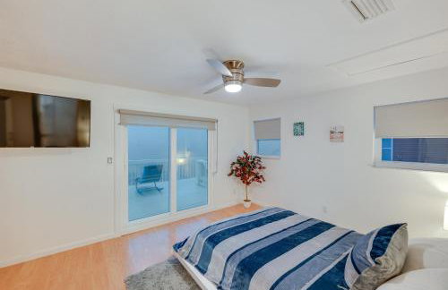 Alligator Point Beachfront Home with Private Hot Tub - Foto 13