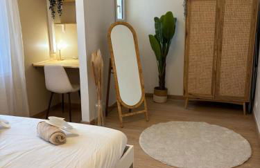 Suite Bali et sauna privé - vidéo projecteur - escapade romantique-centre - Foto 32