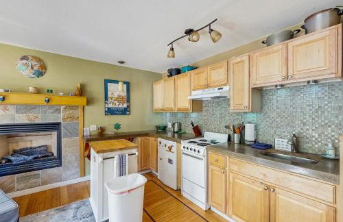 Girdwood Lodge - Photo 6