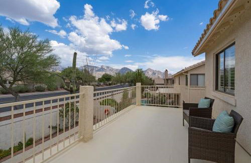 French Country Charm with Pool and Mountain Views - Foto 56