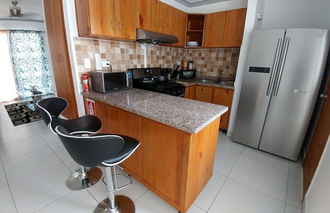 Tropical Condo BBQ Pool 5min to Airport - Foto 20