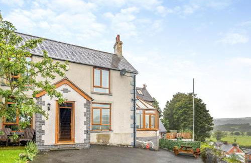 3 Bed in Corwen oc-90459 - Photo 1