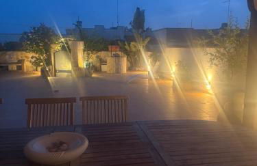 La casa di Clelia Torre colimena porto cesareo salento esclusiva 2 piani con 6 camere doppie 3 bagni posti auto terrazza giardino 5 minuti dal mare - Foto 2