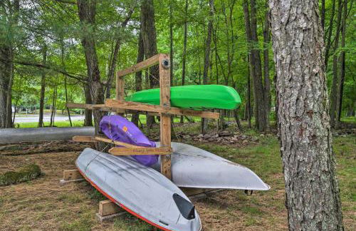 Excellent Lakeview Getaway with Watercrafts Included - Foto 27