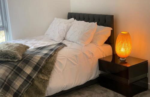 Lakeside 2 BED LUXURY APARTMENT No PARTIES No EVENTS Early Check-in Late Check- Out Allowed - Foto 32