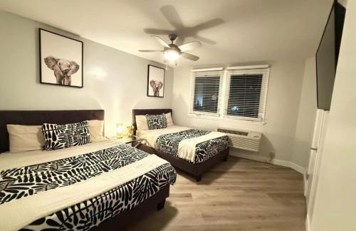 Prime Location in Hollywood with Pool, Free Private Parking - Foto 9