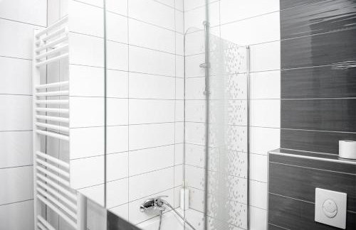 Sauna - Flexible SelfCheckIns 6 - Zagreb - Garage - Electric vehicle ccharger - Loggia - New - Luxury - Apartments Repinc 6 - Foto 17