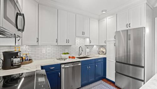 The Cavalier - Photo 3, stove, dishwasher