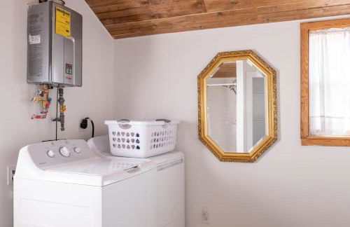 Open Concept Cabin for 2 - Near Ark Encounter! - Foto 10