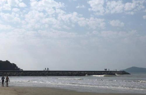 Piscina a beira-mar, tranquilidade e qualidade no melhor de BC - Foto 55