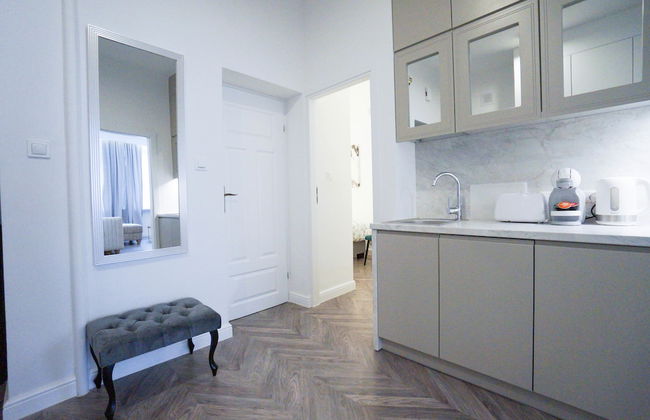 AAA STAY Premium Apartments Old Town - Photo 4