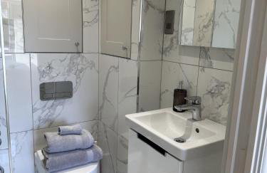 Beautiful 1-bed Studio in Bourne end - Foto 28