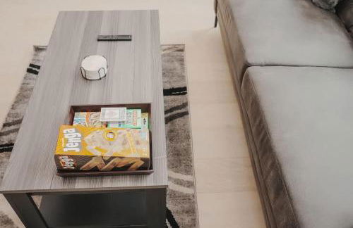 River North Private Balcony With In and Out Parking - Foto 21