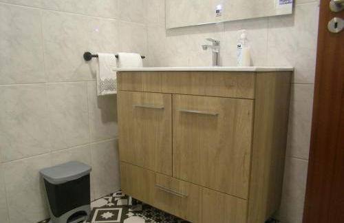 House in quiet place, free parking - Foto 7