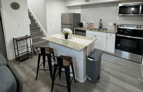 2BD - 1 Dallas l FIFA READY l 5 Min from Love Field - Foto 10