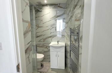 Annexe Studio private entrance, hallway and parking - Foto 17