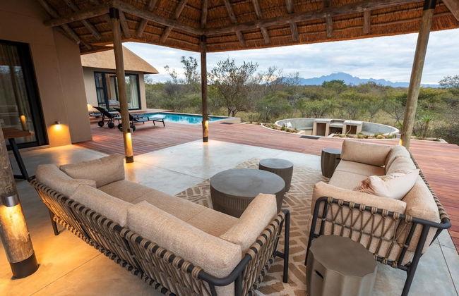 Villa Uthando Stylish Brand new Villa With Amazing Views - Photo 32