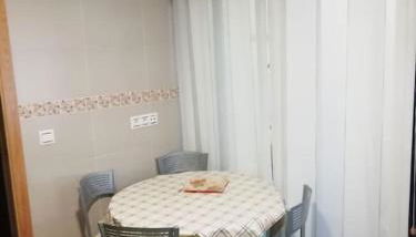 Habitacion en piso compartido y wc compartido cerca de Playa de Samil - Foto 2