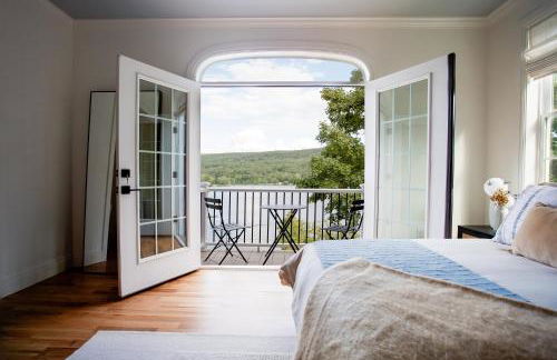 Lakeview Villa with Private Hot Tub, Firepit & Spacious Decks with Breathtaking Cliff Views - Foto 29