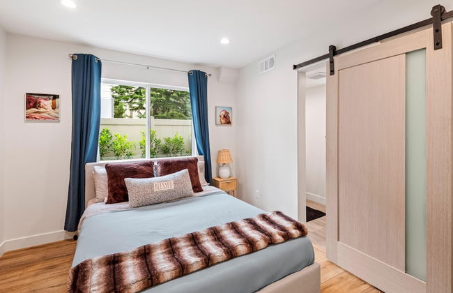 Stylish Sherman Oaks Townhouse W/ 3 Master Suites - Foto 5