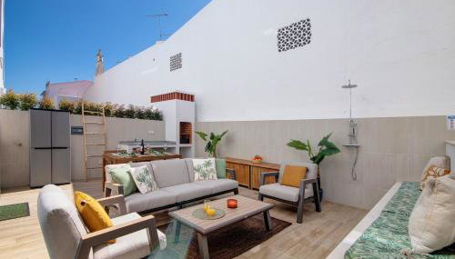 The Olive Tree Apartment - Photo 5