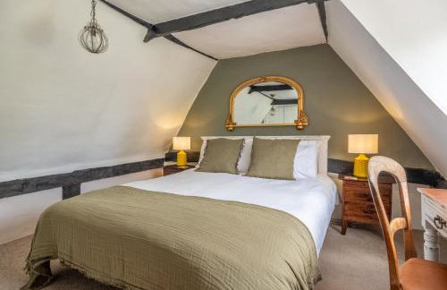 Brimming with Medieval charm - Weavers Cottage - Foto 29