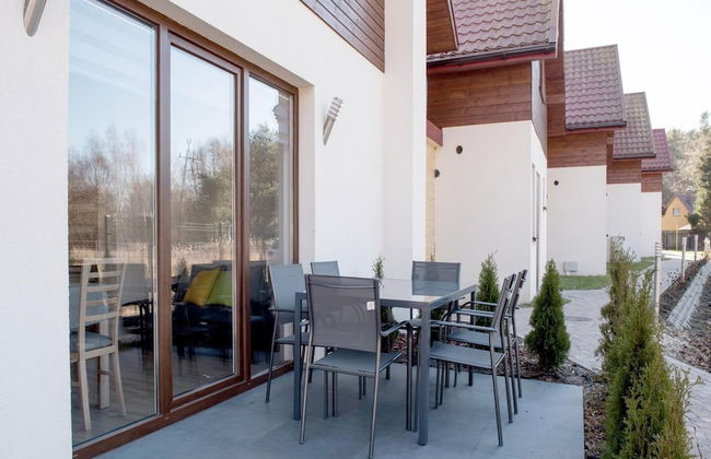 Comfortable Ground Floor Apartment, Summer Pool - Photo 4