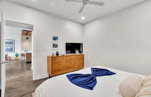 Bywater 2BR w Pool, Gym & King Beds - Foto 46