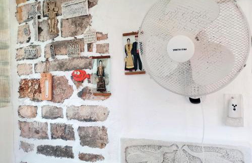 Apartment Alena with terrace and garden Center Jelsa - Photo 18