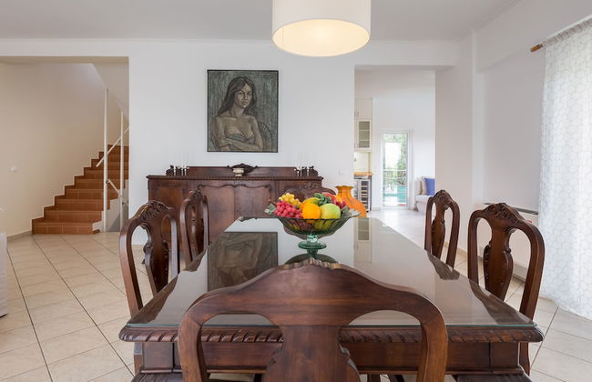 290m² Villa with Pool close to the Airport - Foto 18