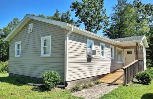 Backwoods Guesthouse Near VIR - Foto 12